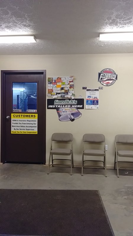 Brandon's Muffler Shop customer waiting area